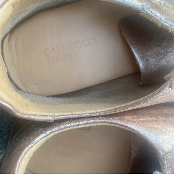 Darkwood Touch woman’s 39 (8.5) lace-up shoes gold metallic. Padded inside le - Picture 8 of 9